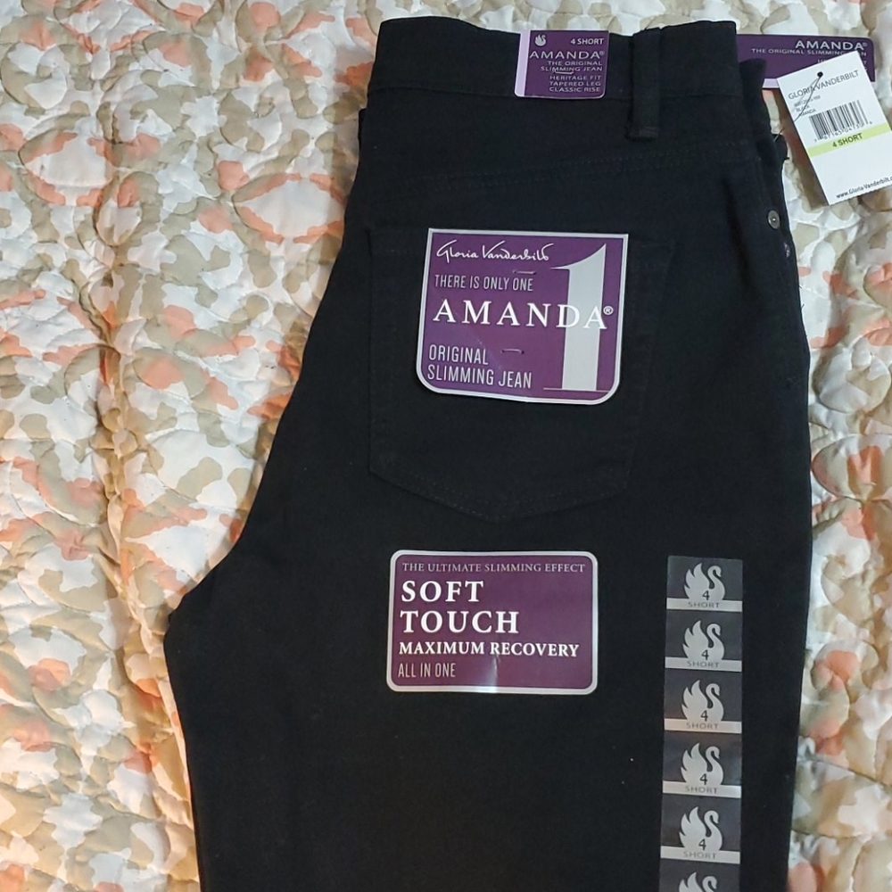 Gloria Vanderbilt slimming jeans